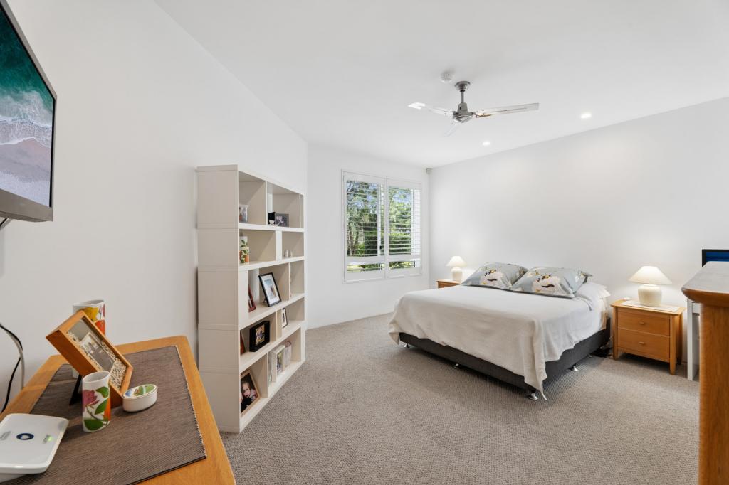 5127 St Andrews Tce, Hope Island, QLD 4212
