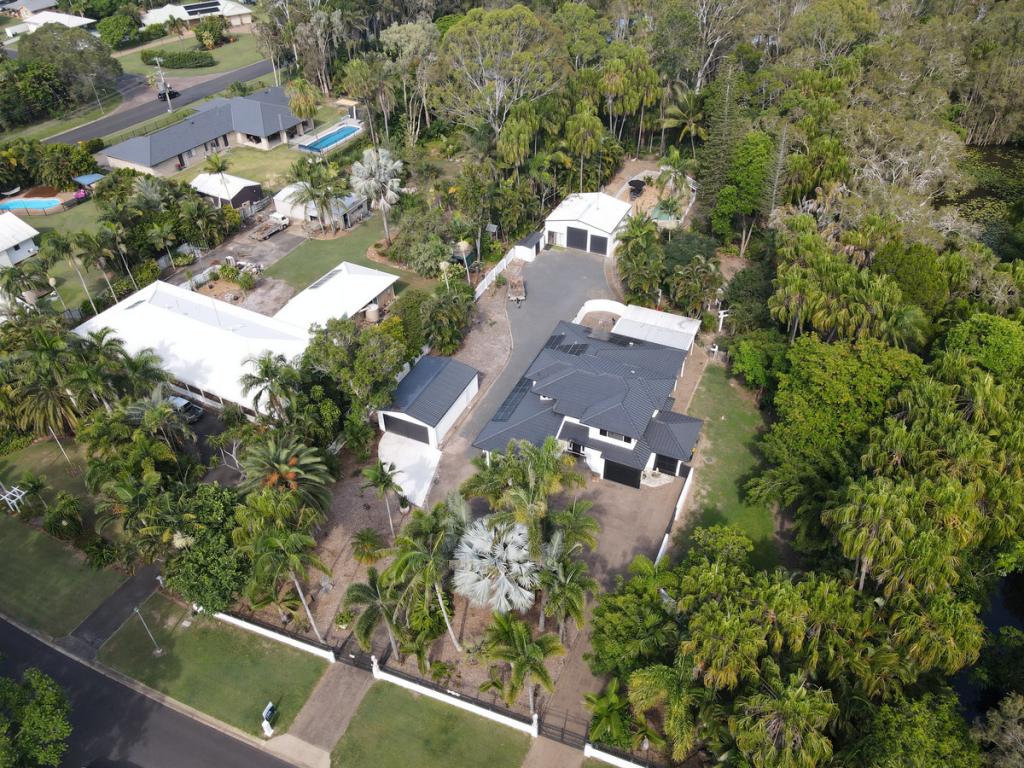 10-12 PALM WAY, DUNDOWRAN BEACH, QLD 4655