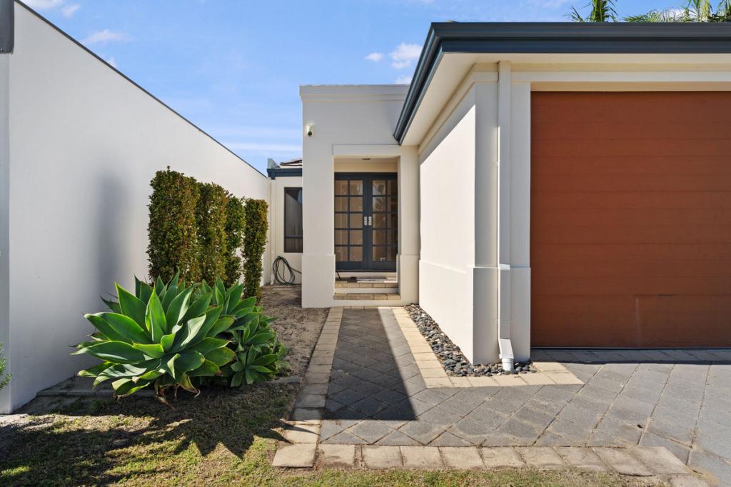 26 Stanton Rd, Redcliffe, WA 6104