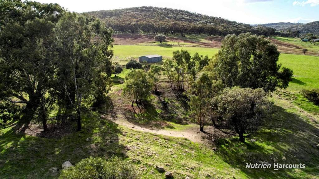 70 DEEPDALE RD, WEST TOODYAY, WA 6566