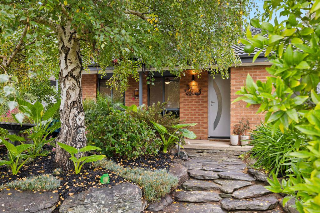 11 Freshford Pl, Woodside, SA 5244