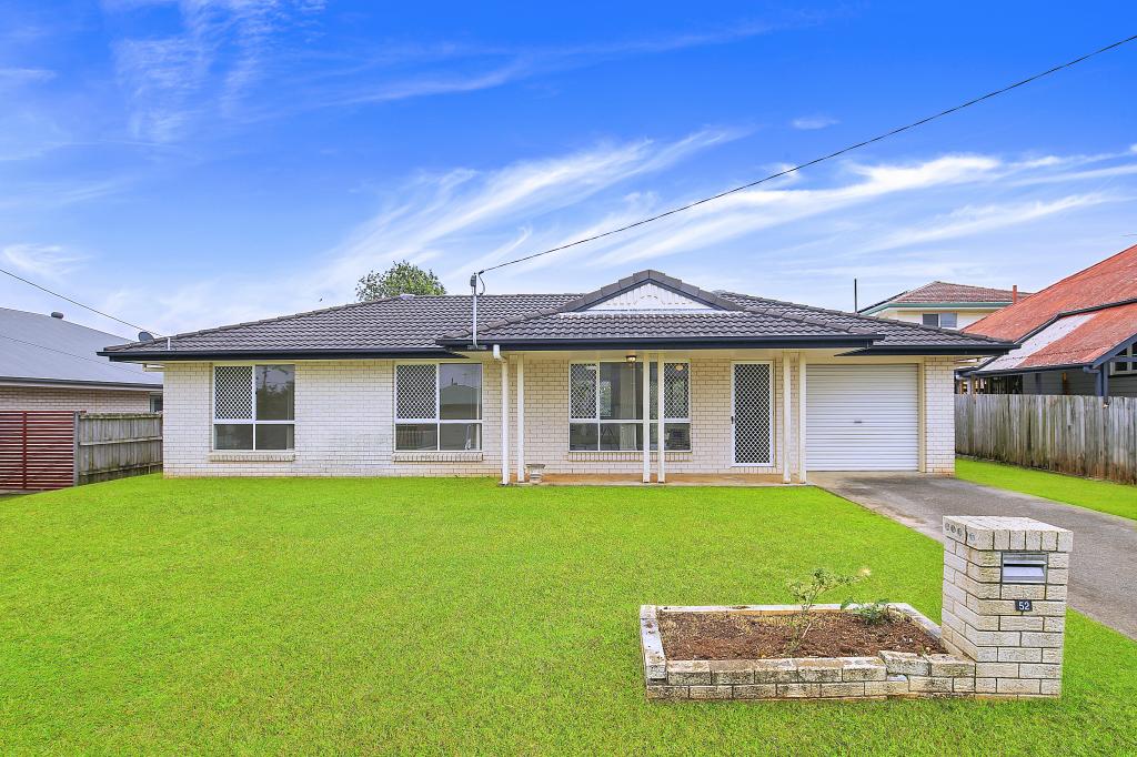 52 CUTTS ST, MARGATE, QLD 4019