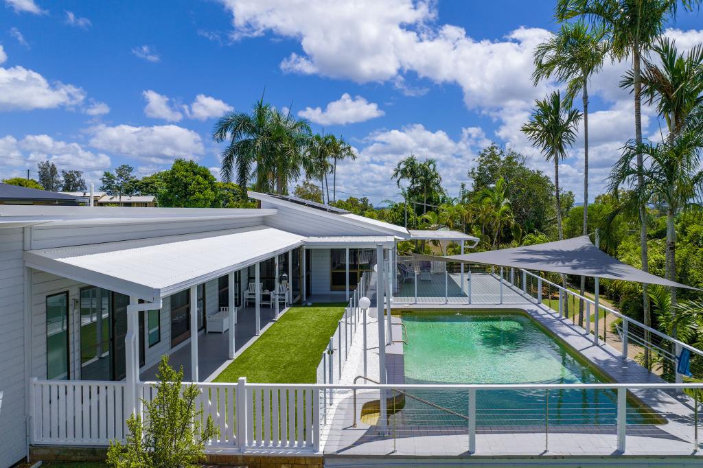 11 Luckona Ct, Southside, QLD 4570