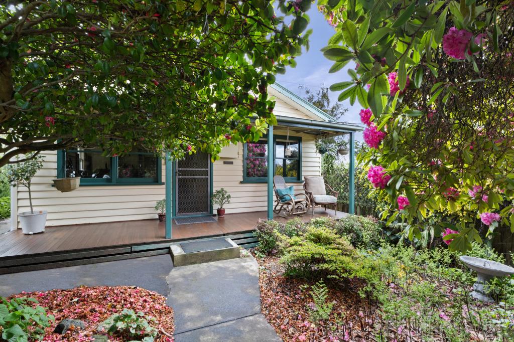 1 Central Springs Rd, Daylesford, VIC 3460