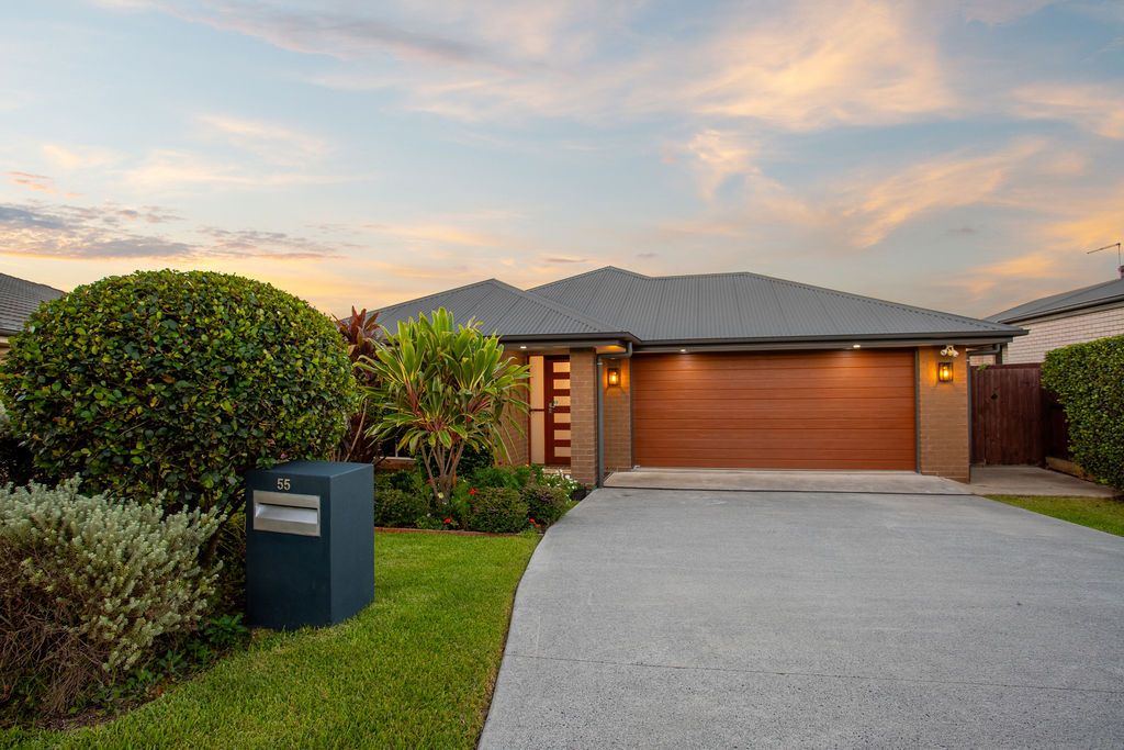 55 Regents Dr, Redbank Plains, QLD 4301