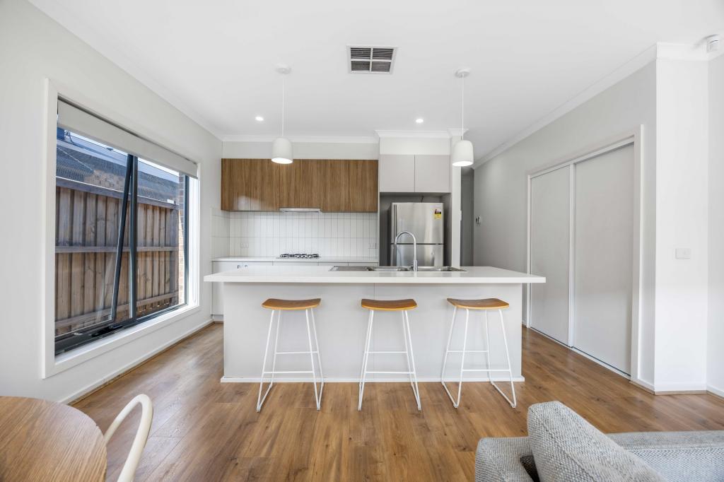 16 Konark Rd, Bonnie Brook, VIC 3335