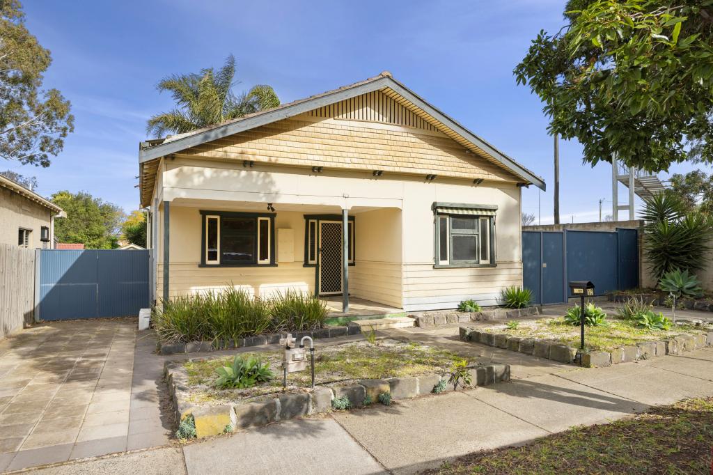 13 Kooyong Rd, Geelong, VIC 3220