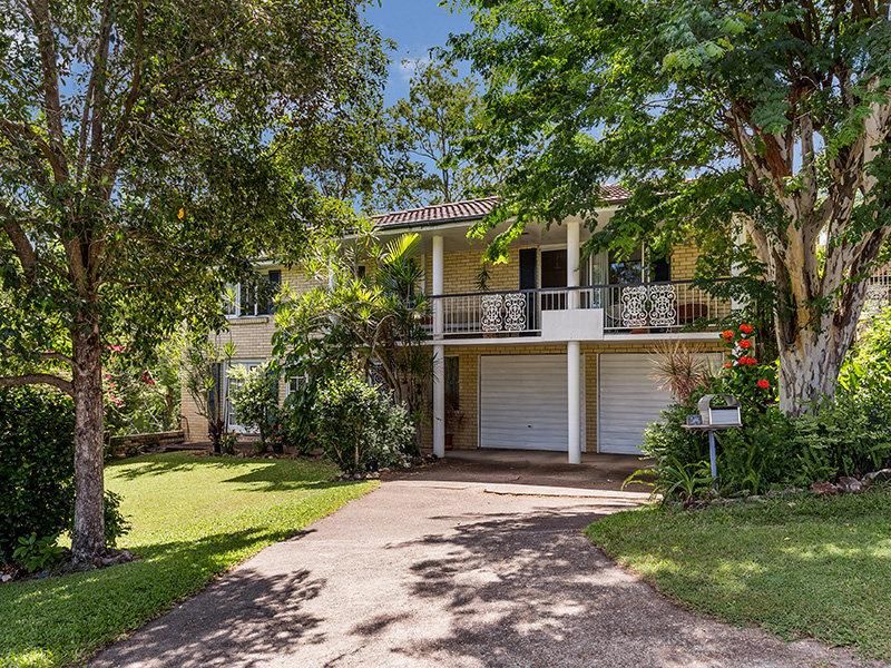 23 STEPTOE ST, CHAPEL HILL, QLD 4069