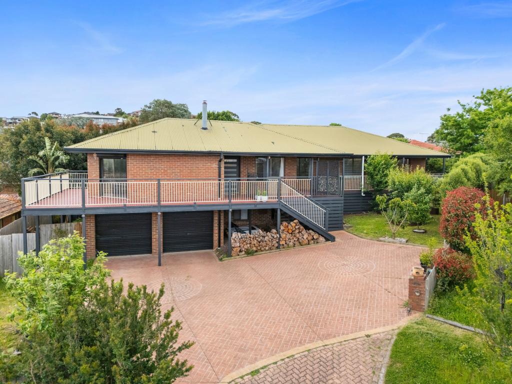 27 Argyle Ct, Pakenham, VIC 3810