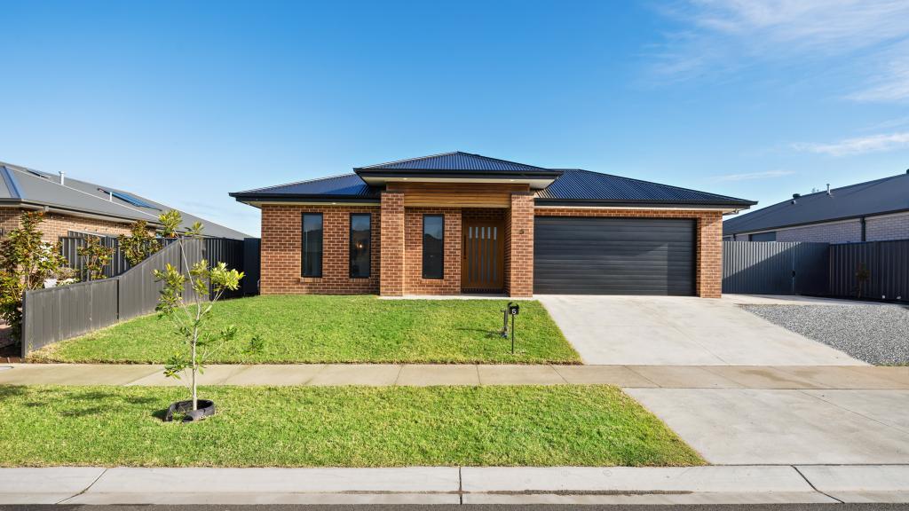 5 Ferguson Way, Sale, VIC 3850