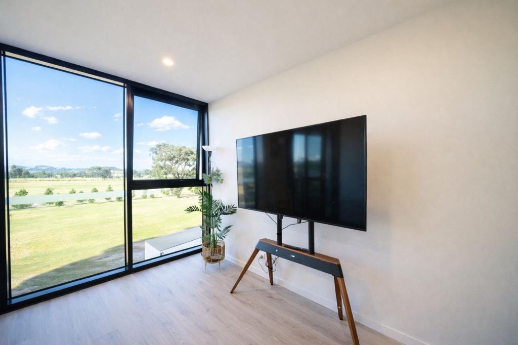 208/61 CAMILLERI WAY, GUNGAHLIN 2912, GUNGAHLIN, ACT 2912