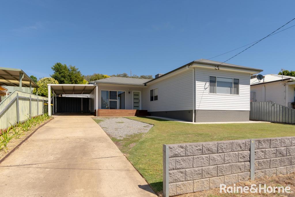 120A MEADOW ST, KOORINGAL, NSW 2650
