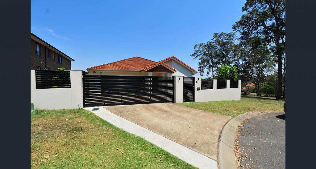 18 Sakarben St, Eight Mile Plains, QLD 4113
