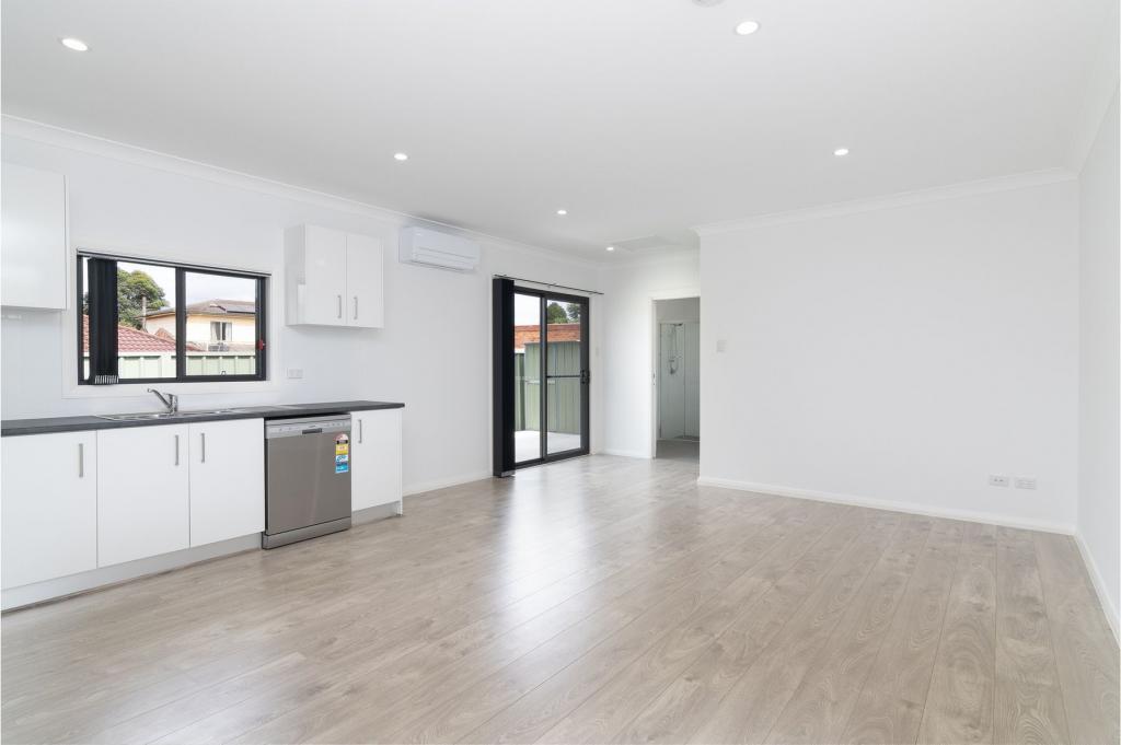 28a Windermere Ave, Cambridge Park, NSW 2747
