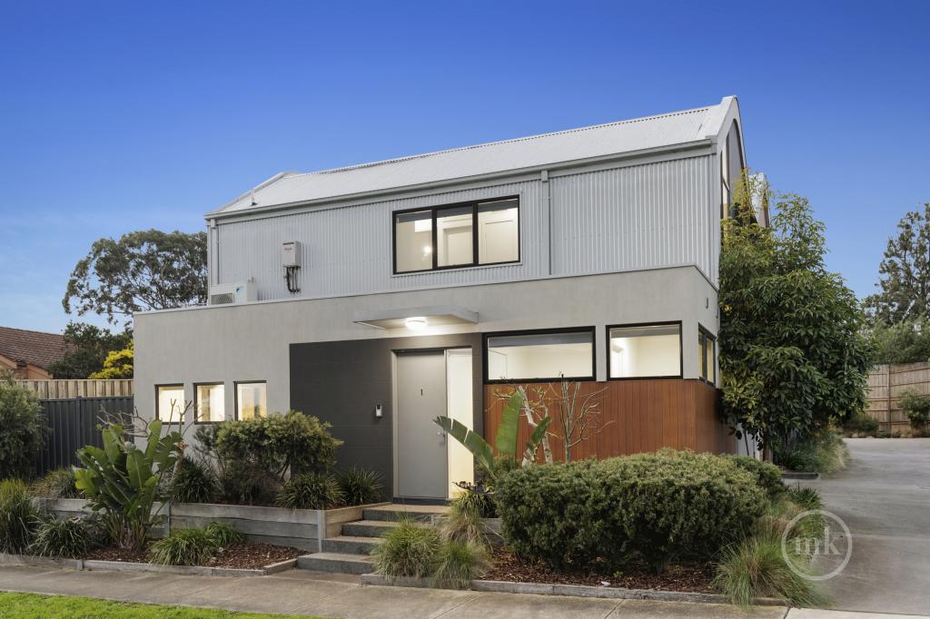 1/2 Gladstone Rd, Briar Hill, VIC 3088