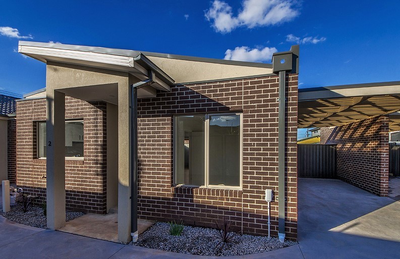 2/33 Henry St, St Albans, VIC 3021