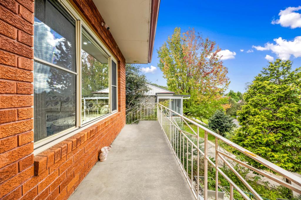 32 Mittabah Rd, Hornsby, NSW 2077