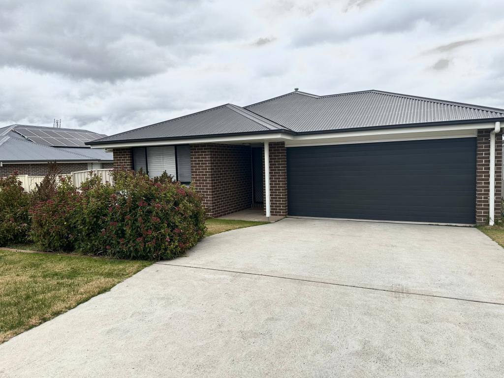 53 Molloy Dr, Orange, NSW 2800