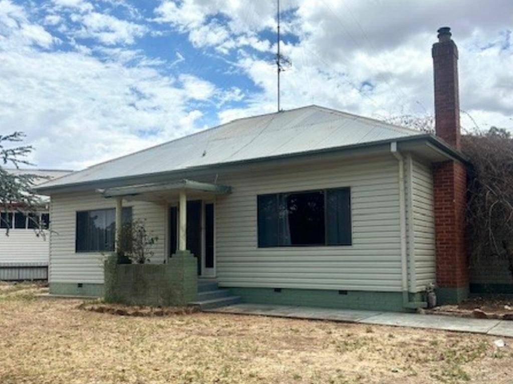 1 Boonah St, Griffith, NSW 2680