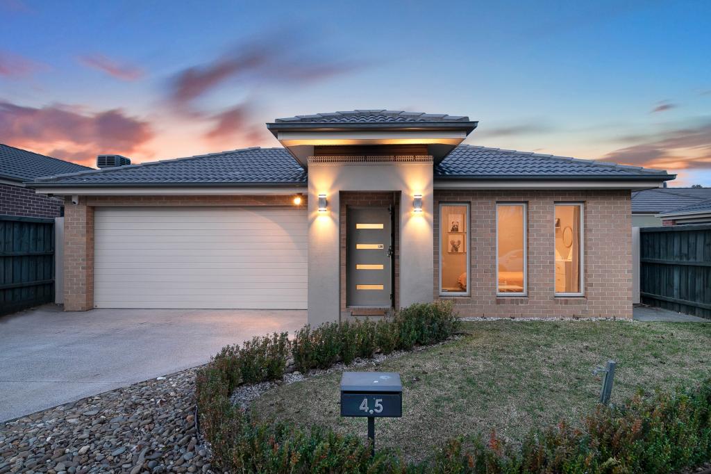 45 Bunker Cct, Deer Park, VIC 3023