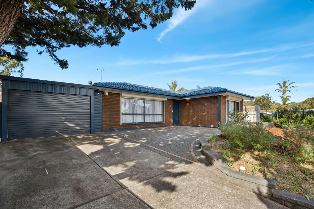 2 Davey Ct, Happy Valley, SA 5159