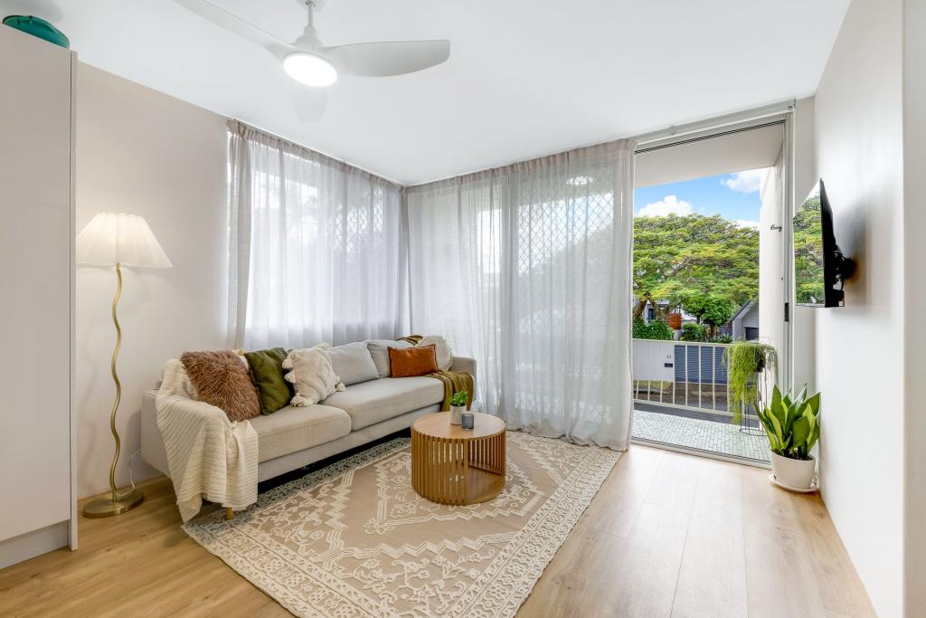 1/6 Leo Cres, Alexandra Headland, QLD 4572