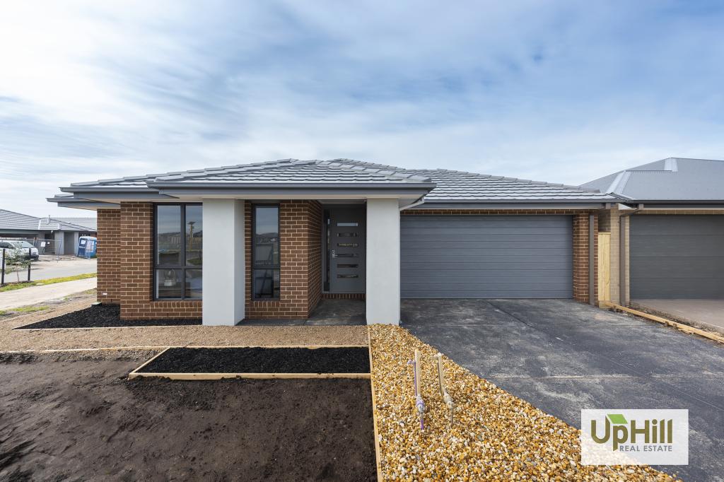 1 Villa Doria Dr, Clyde North, VIC 3978