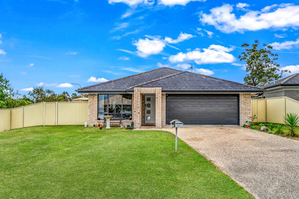 17 White Cct, Gloucester, NSW 2422