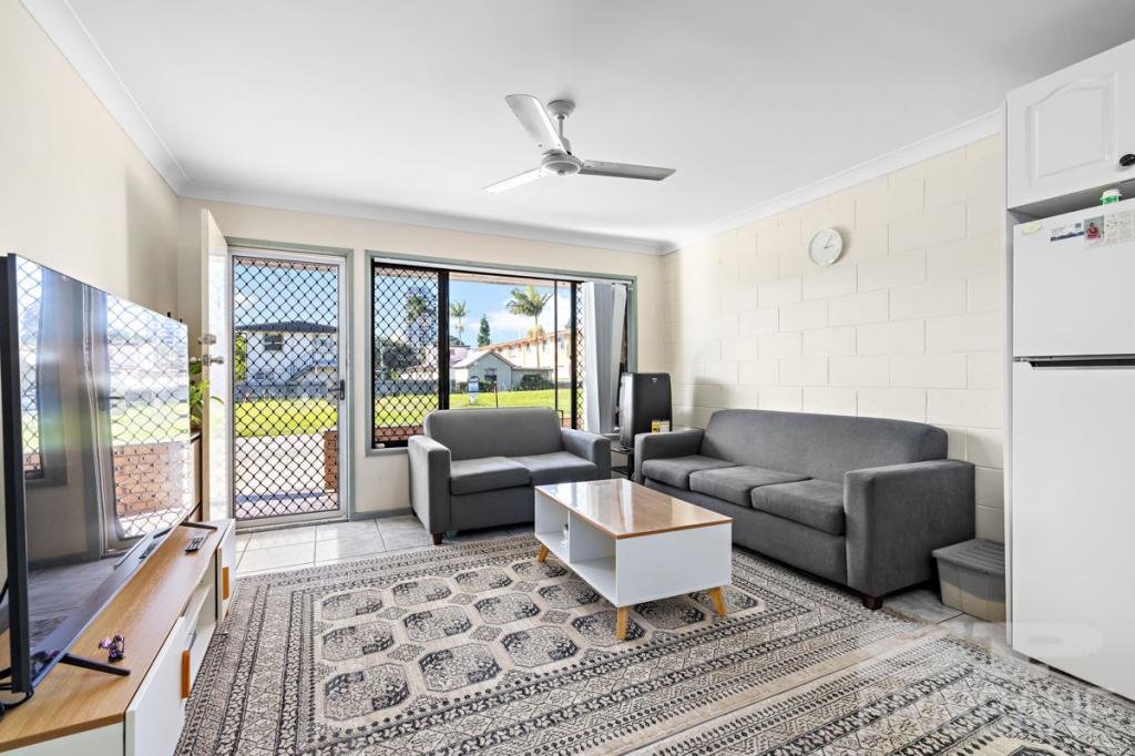2/13F WYNDHAM AVE, SOUTHPORT, QLD 4215