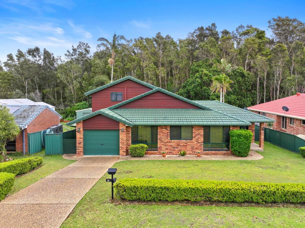 85 Fiona Cres, Lake Cathie, NSW 2445