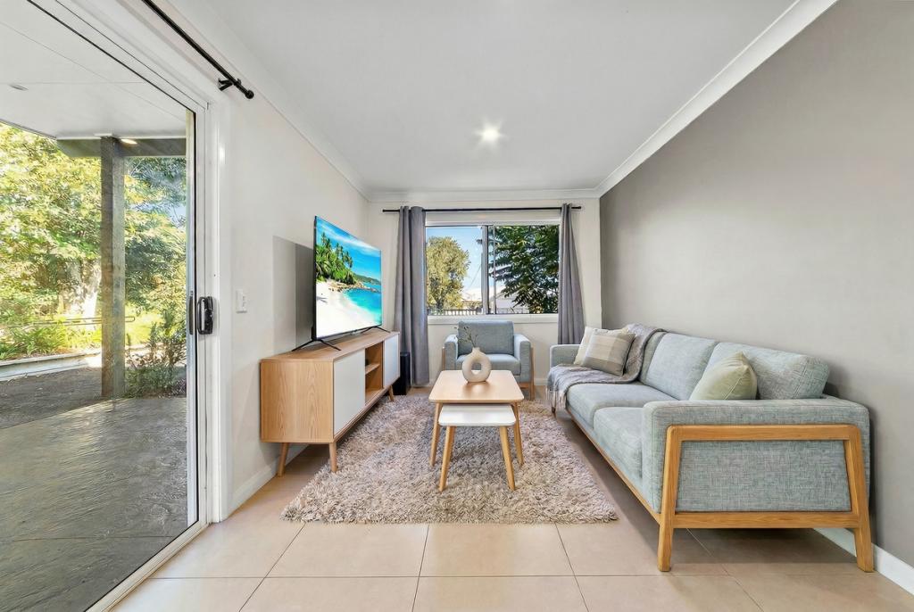 134 Scenic Dr, Budgewoi, NSW 2262