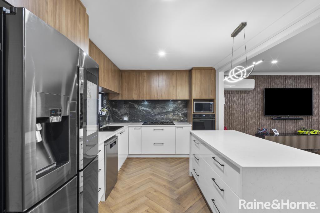 21 Westgate Ave, Springwood, QLD 4127
