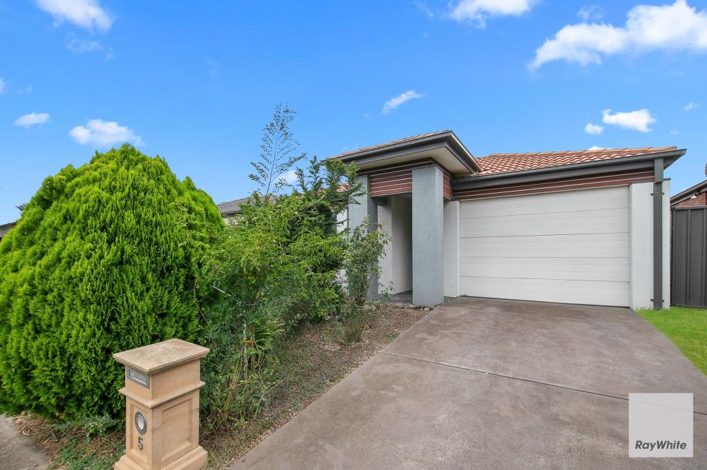 5 Jonah Pde, Deer Park, VIC 3023