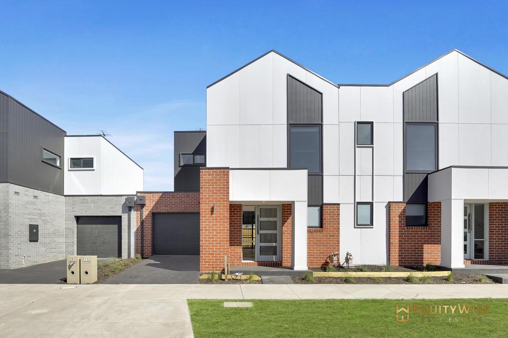 11 Timetable St, Mambourin, VIC 3024
