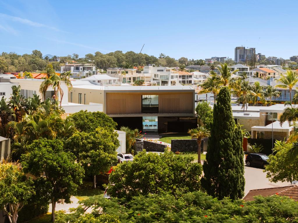 34 Midshipman Ct, Surfers Paradise, QLD 4217