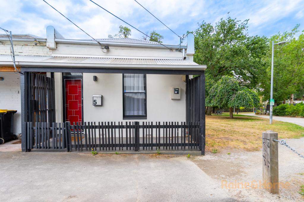 5 Wraith St, Brunswick, VIC 3056