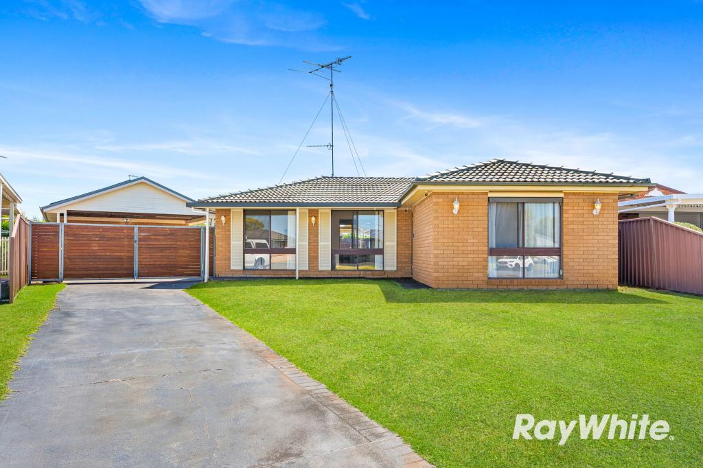 11 MARONI PL, ST CLAIR, NSW 2759
