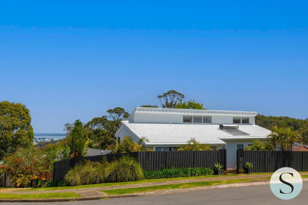 1 Barralong St, Belmont North, NSW 2280