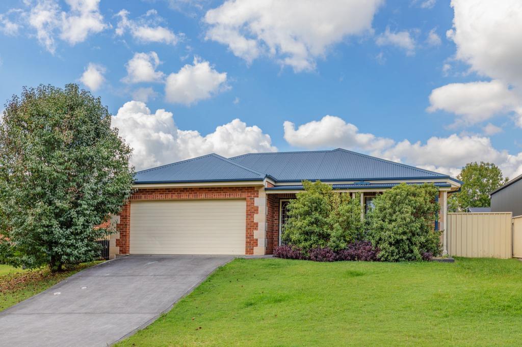 4 Hillview Ave, Bendolba, NSW 2420