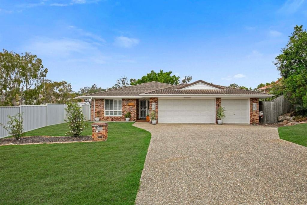21 Queen Elizabeth Dr, Eatons Hill, QLD 4037
