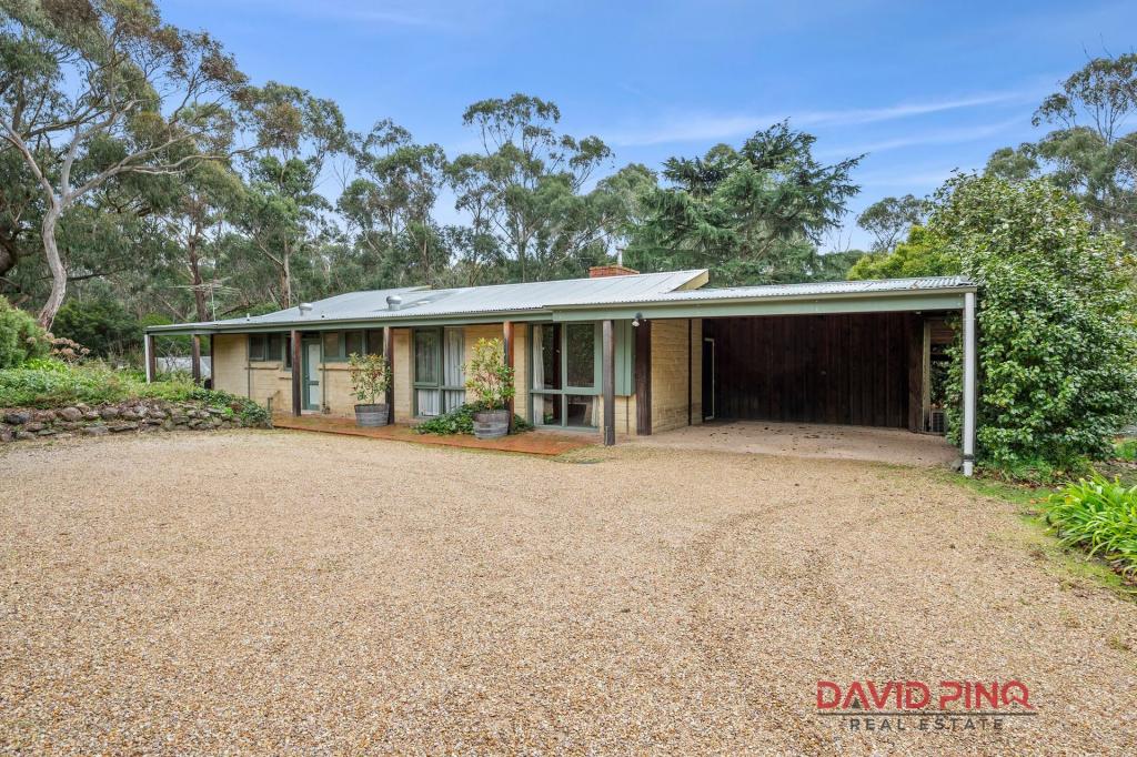 31 BARCLAY PL, RIDDELLS CREEK, VIC 3431