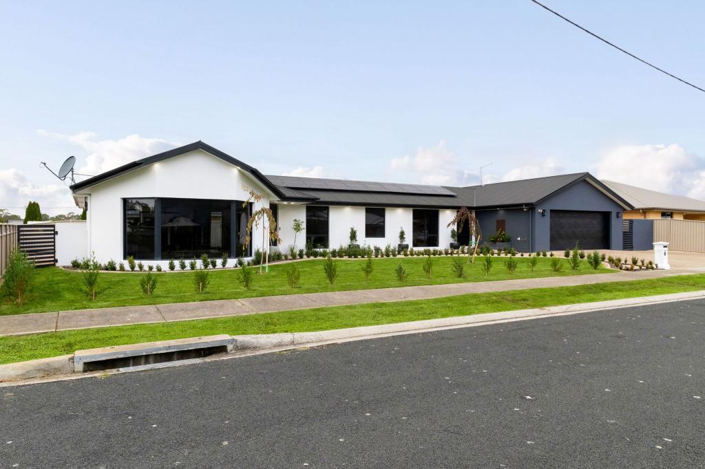 26 Leila Ave, Spreyton, TAS 7310
