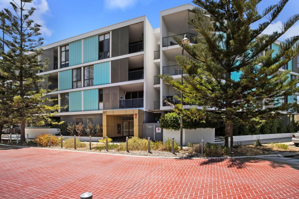 13/22 Heirisson Way, North Coogee, WA 6163