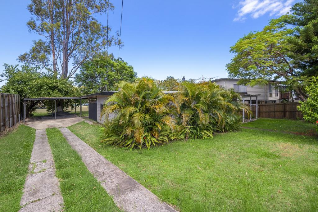 18 Hinchinbrook Ave, Bethania, QLD 4205