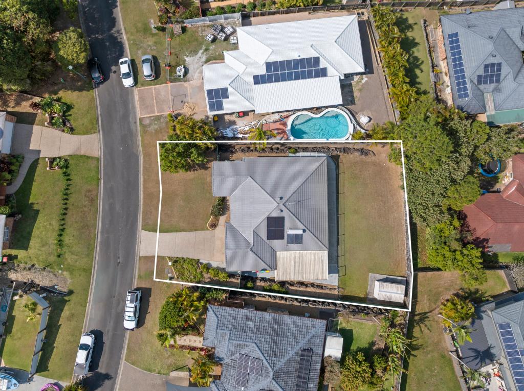 6 Atoli Rise, Pacific Pines, QLD 4211