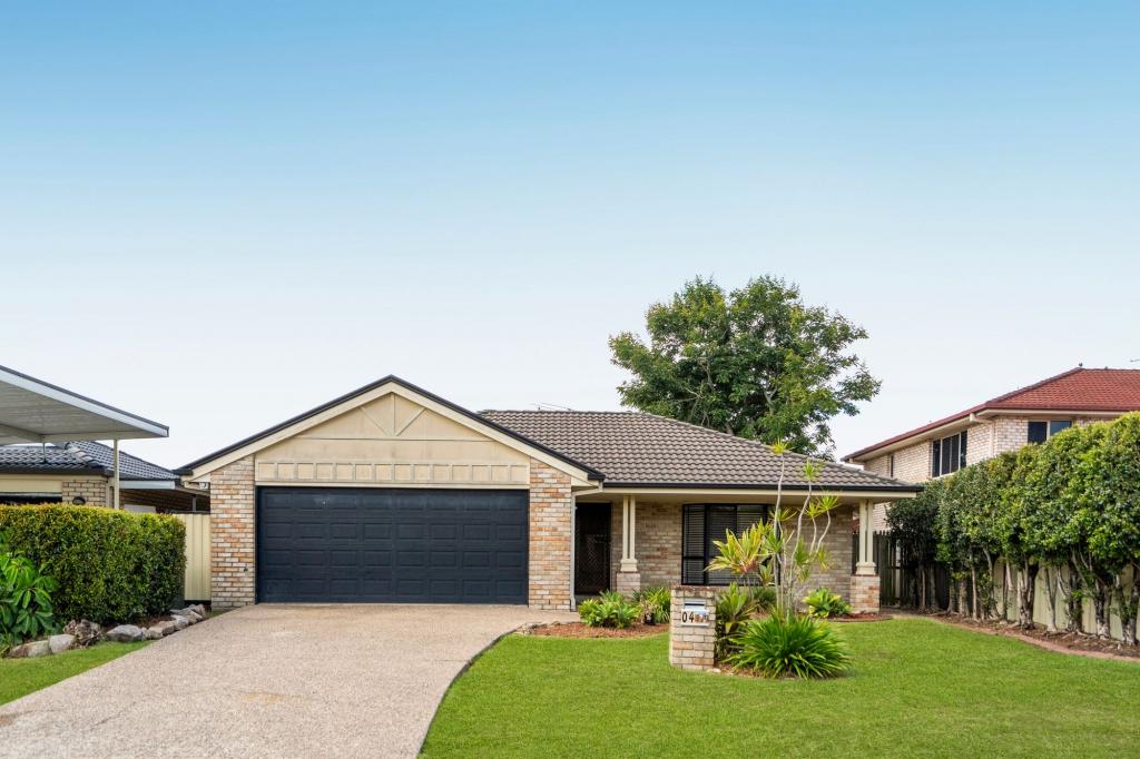 4 Lakes Ent, Meadowbrook, QLD 4131