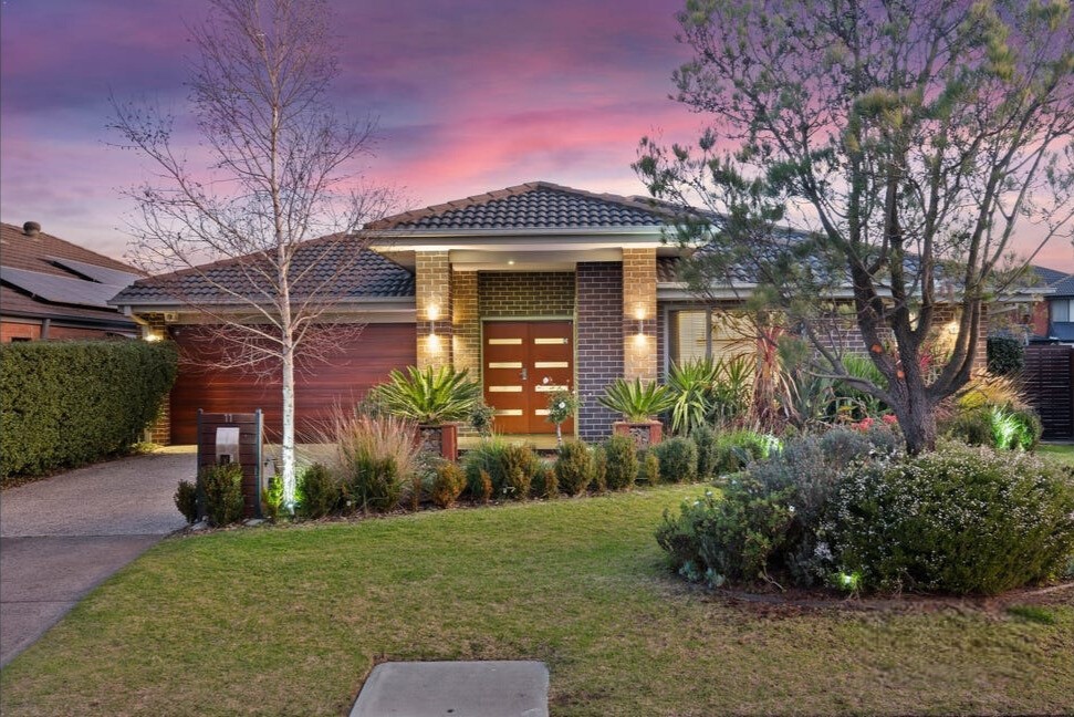 11 Wattle Valley Cl, Lyndhurst, VIC 3975