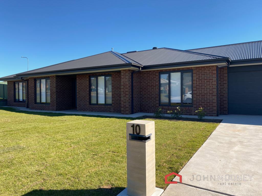 10 Melaleuca Dr, Forest Hill, NSW 2651