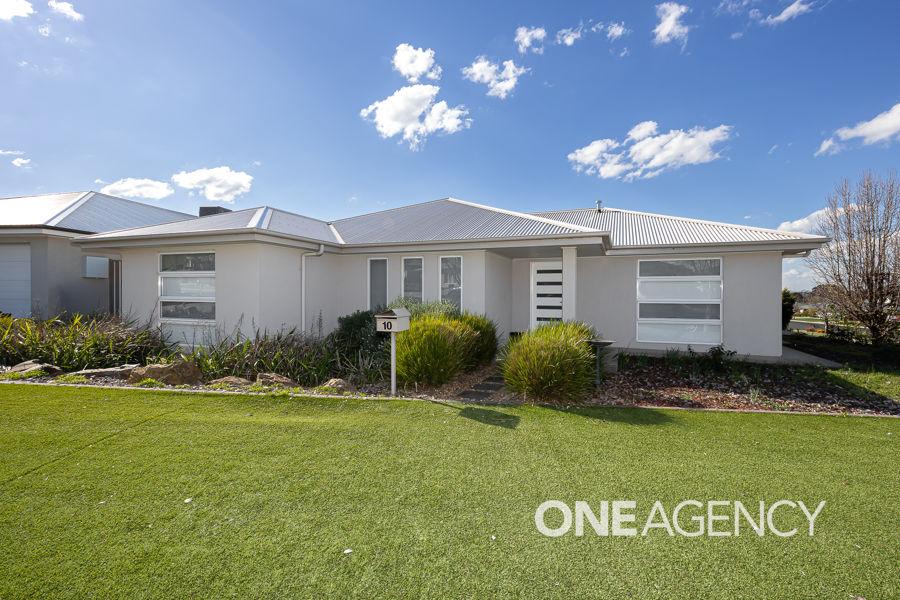 10 Chang Ave, Lloyd, NSW 2650
