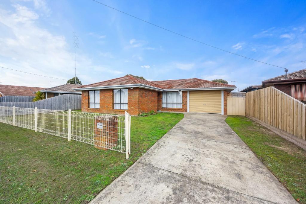 23 Clover St, Wendouree, VIC 3355